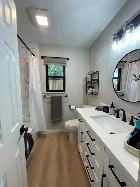Modern sleek secondary bathroom complete with shampoo, conditioner, body wash, hair dryer and many extras to make your stay as comfortable as possible! Even…